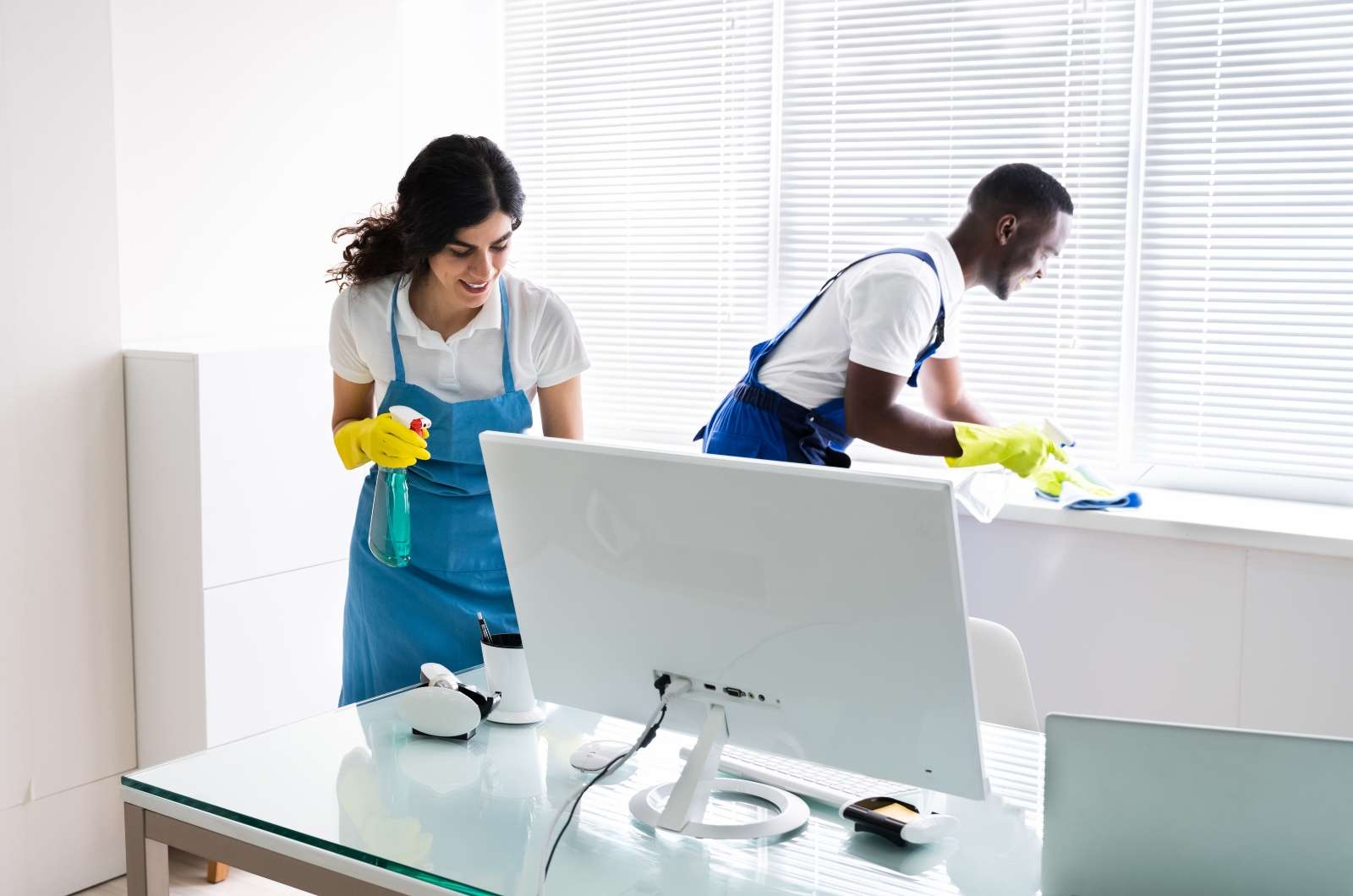 boost productivity with commercial office cleaning