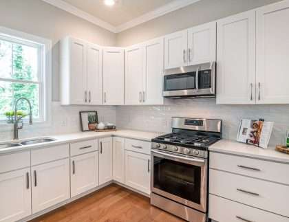 How to Clean Kitchen Cabinets Grease