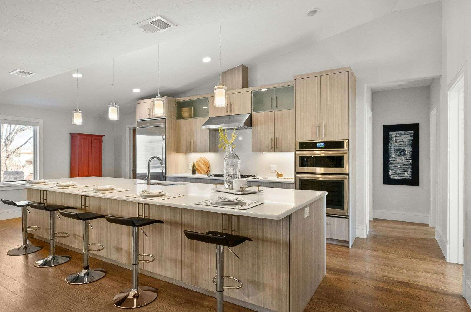 The Benefits of Hiring Local Brisbane Cleaners