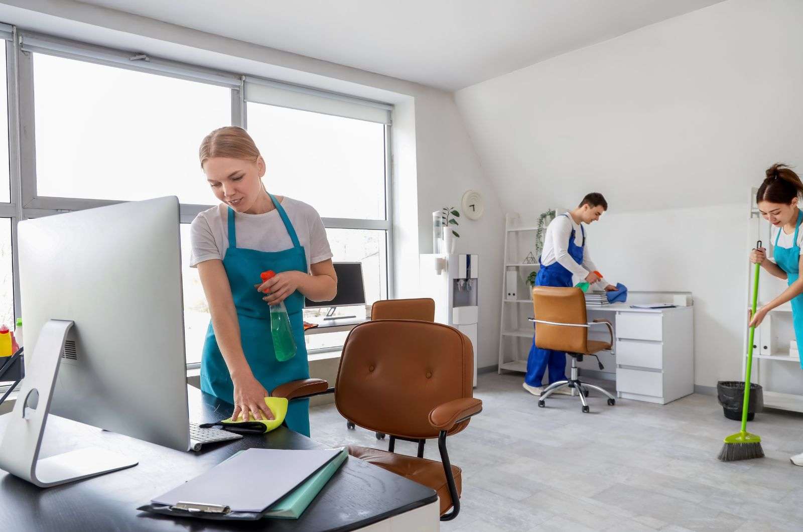 Why Professional Office Cleaning Pays for Itself