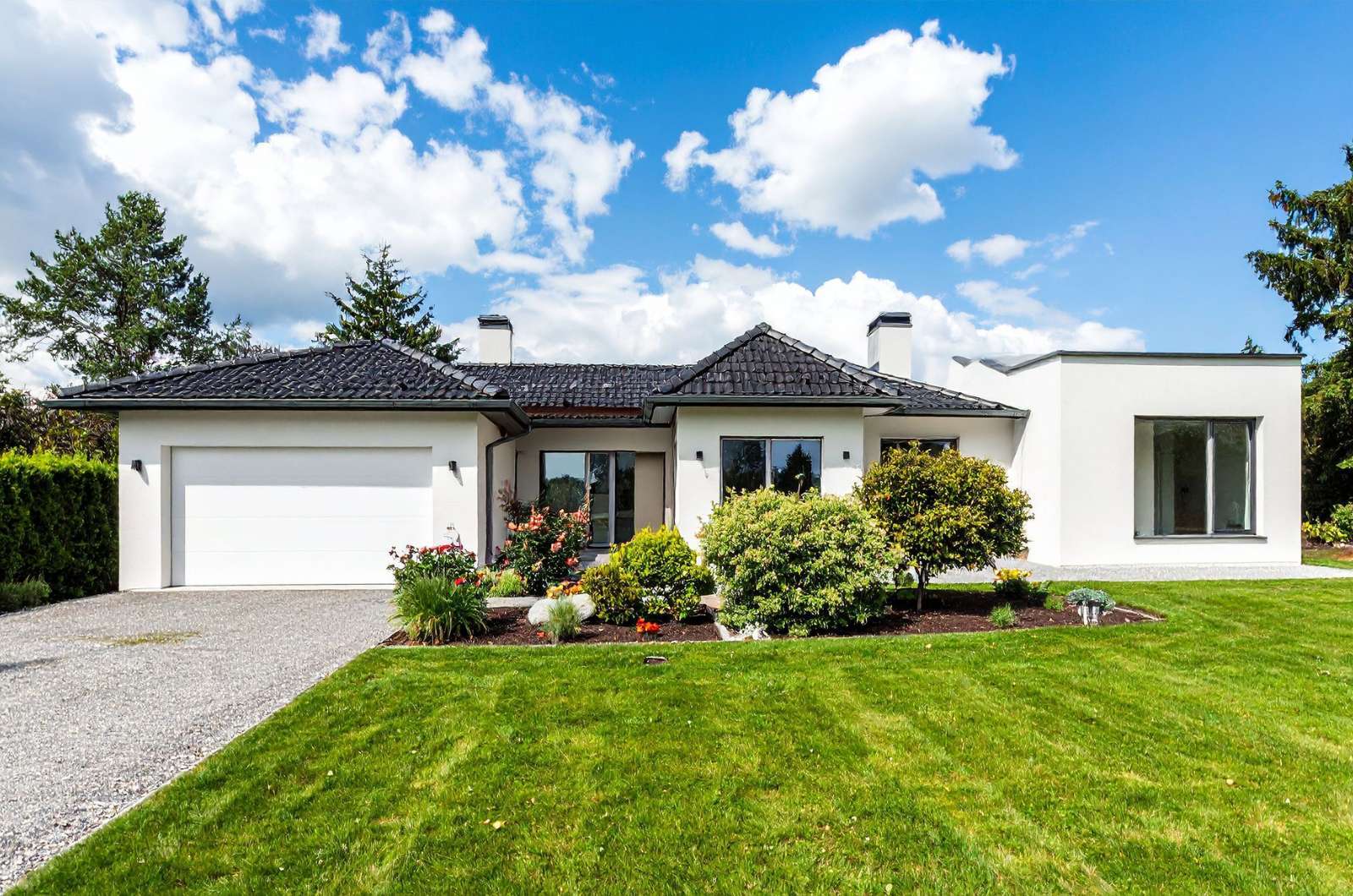 What’s Included in a Standard NDIS Cleaning Service in Sydney