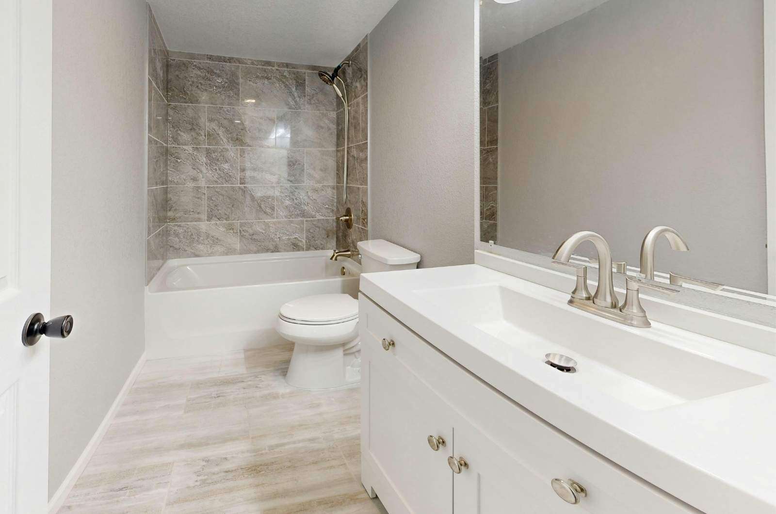 Bathroom and Toilet Cleaning