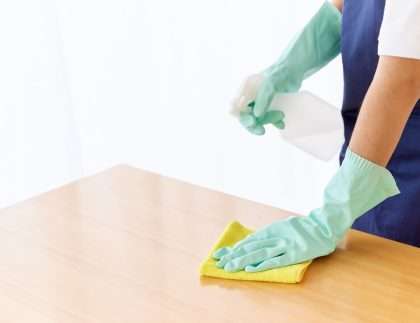 Flat vs Hourly Cleaning Rates: Which Is Better? 1 Flat vs Hourly Cleaning Rates