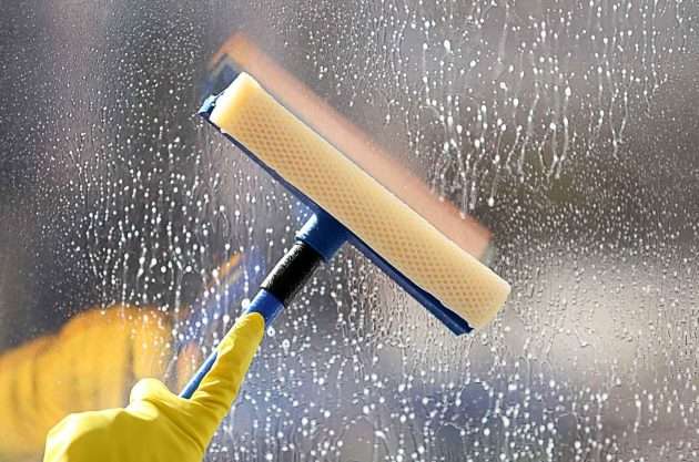 Benefits of Hiring Window Cleaning Experts in Central Coast