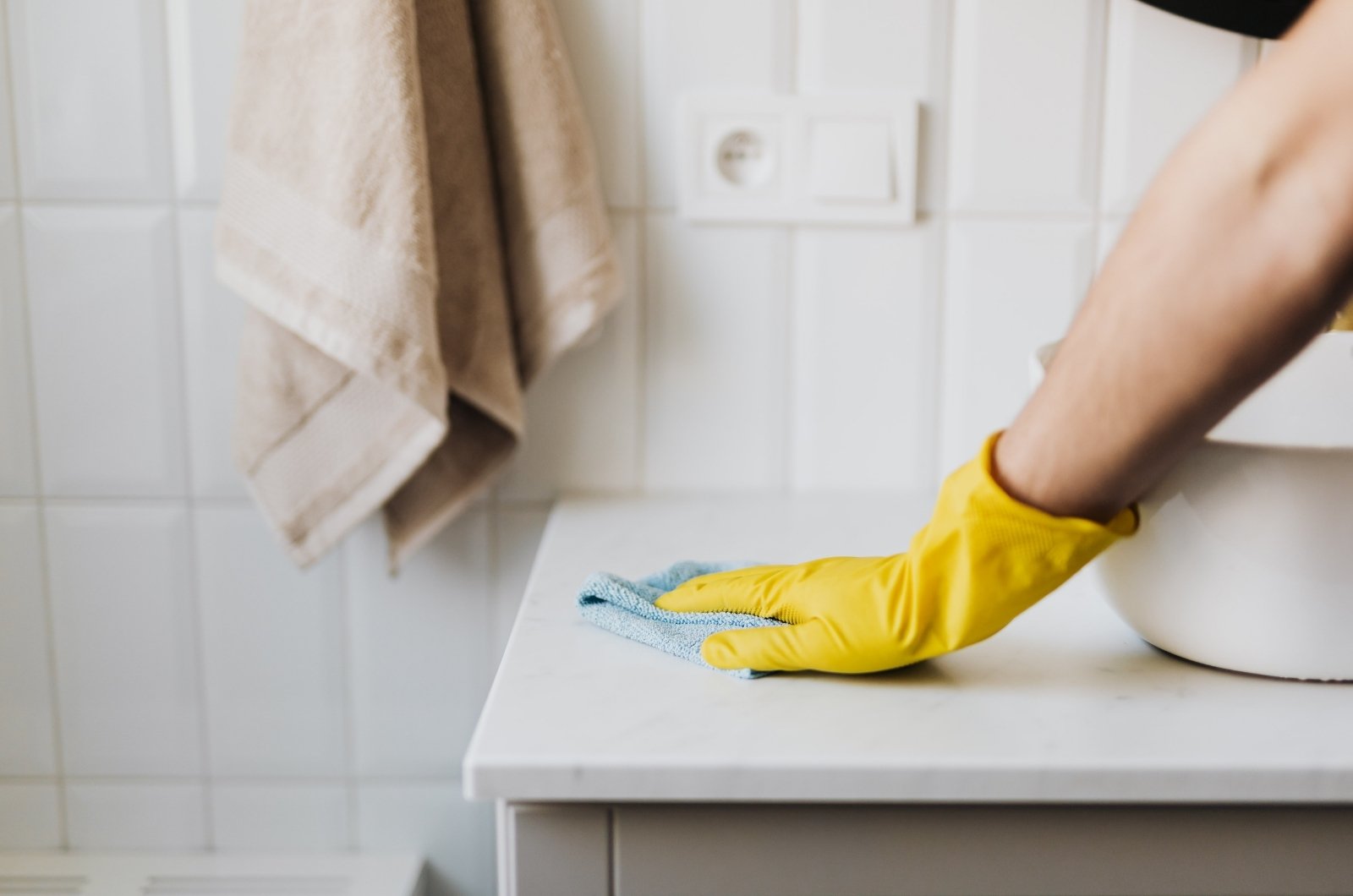 Bathroom Area Deep Cleaning